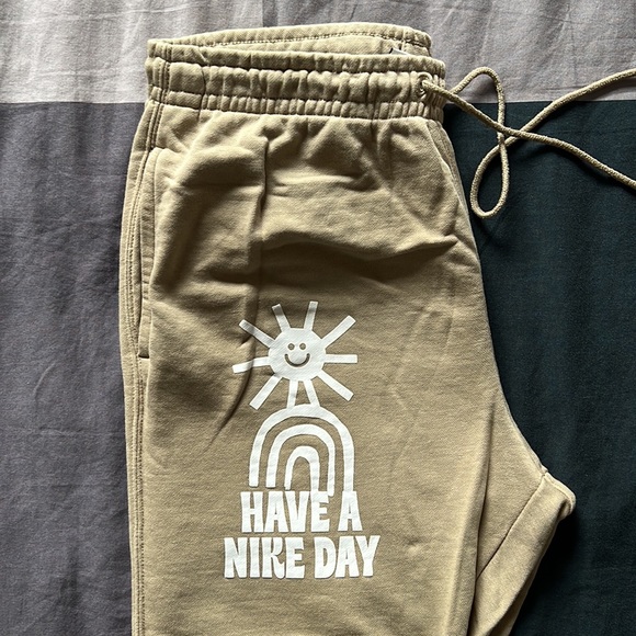 Nike Sweatpants (Brown) - Men’s M - Picture 3 of 8